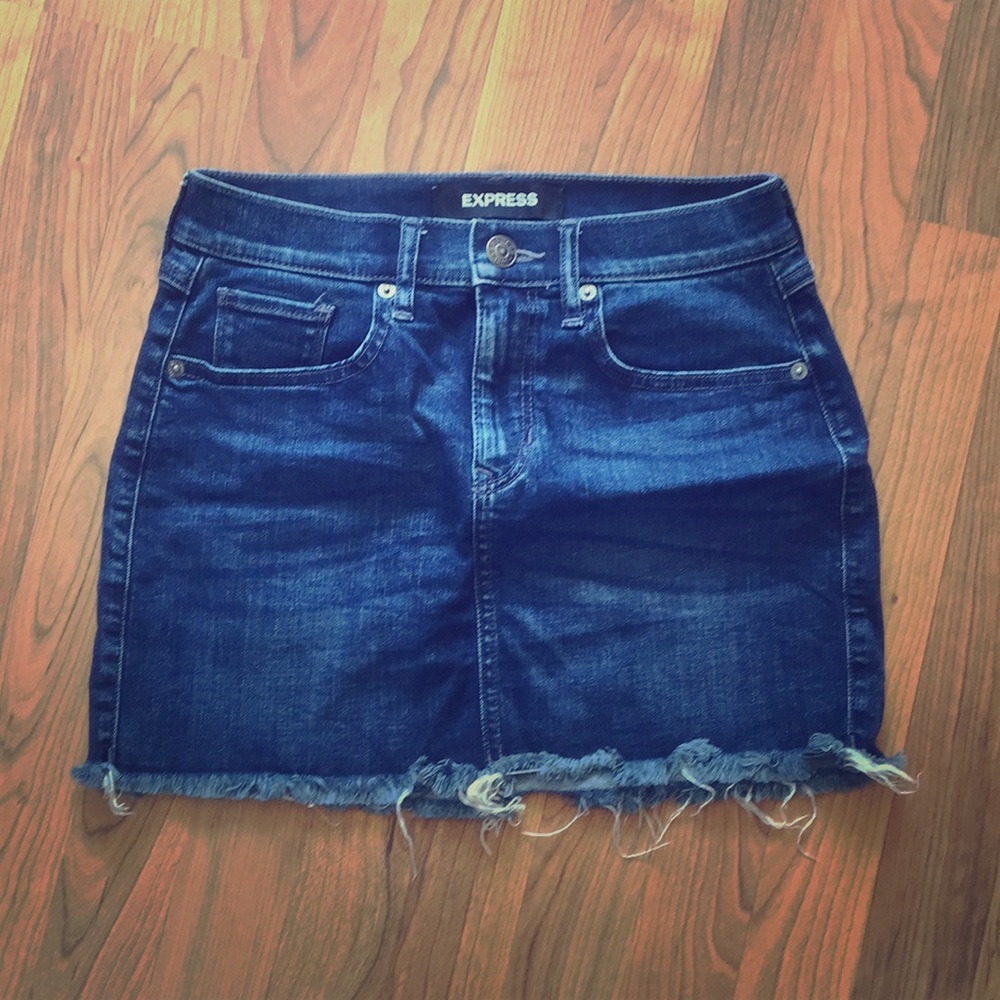 EXPRESS denim mini skirt!
